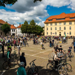 12.07.2020 Fahrraddemo in Oldenburg. Die Demo führte u.a. über die "Nordtangente", einem Autobahnähnlichen Teil des Autobahnrings. ** 07/12/2020 Bicycle demo in Oldenburg. The demo included over the "Nordtangente", a part of the motorway ring similar to a motorway.