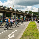 12.07.2020 Fahrraddemo in Oldenburg. Die Demo führte u.a. über die "Nordtangente", einem Autobahnähnlichen Teil des Autobahnrings. ** 07/12/2020 Bicycle demo in Oldenburg. The demo included over the "Nordtangente", a part of the motorway ring similar to a motorway.